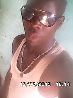 Image de Rencontres. I m looking to a sexy women who have money.je serai son petit amant.TEL:+299 96172074 on facebook: /tine Okpa on tweet:@josapha35361282